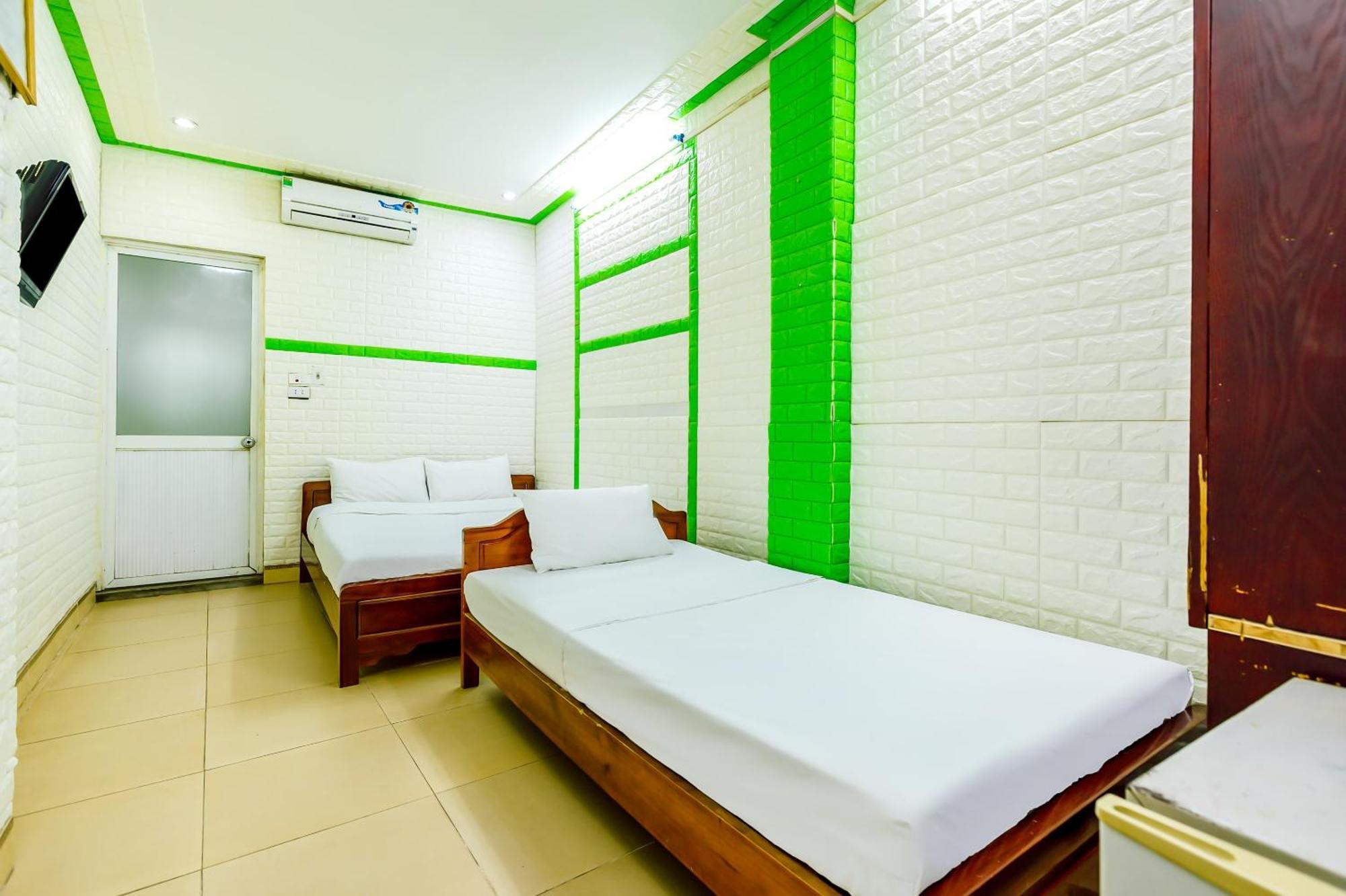 OYO 604 Queen Hotel spot-on Hanoi Buitenkant foto