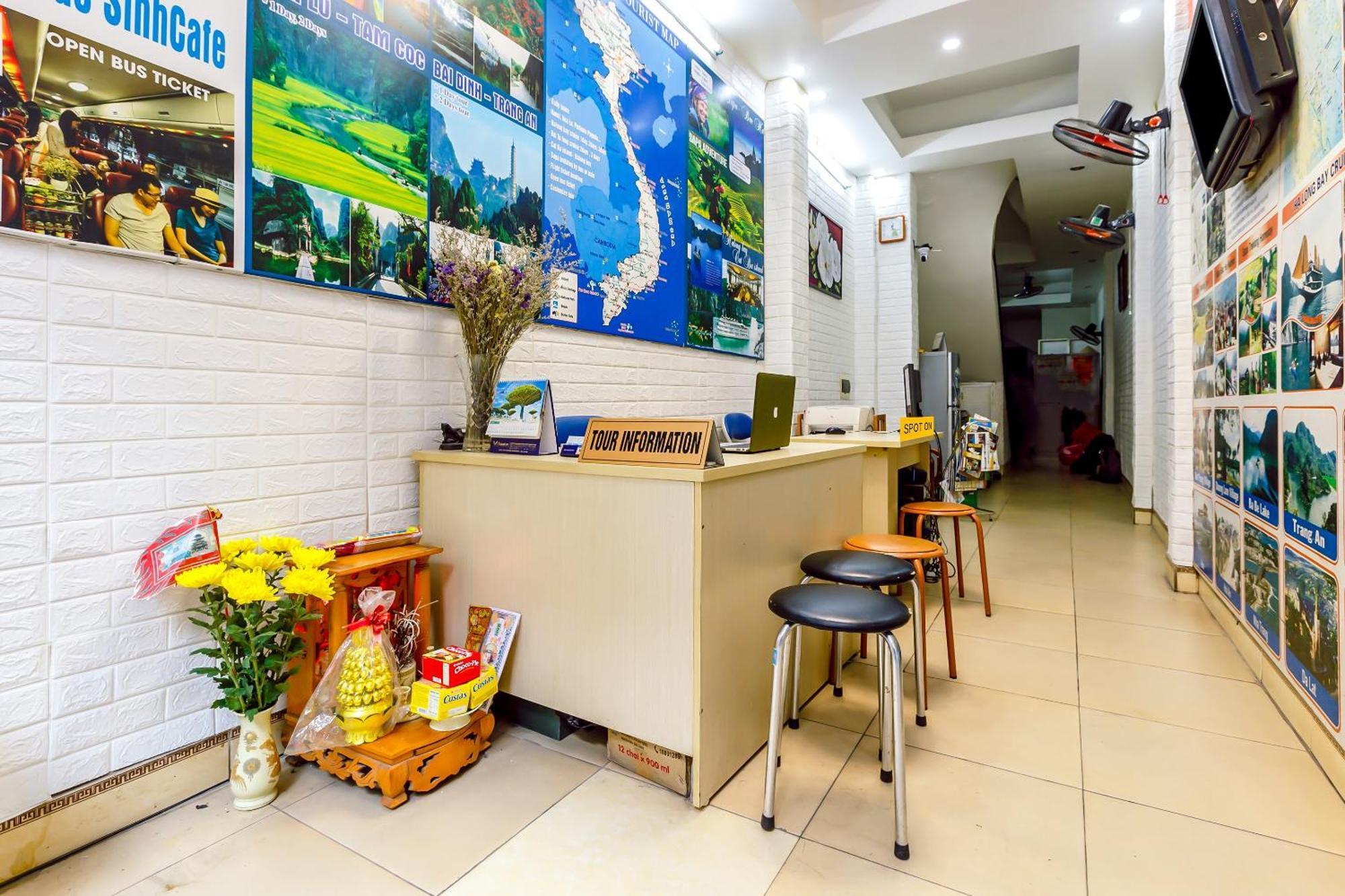OYO 604 Queen Hotel spot-on Hanoi Buitenkant foto