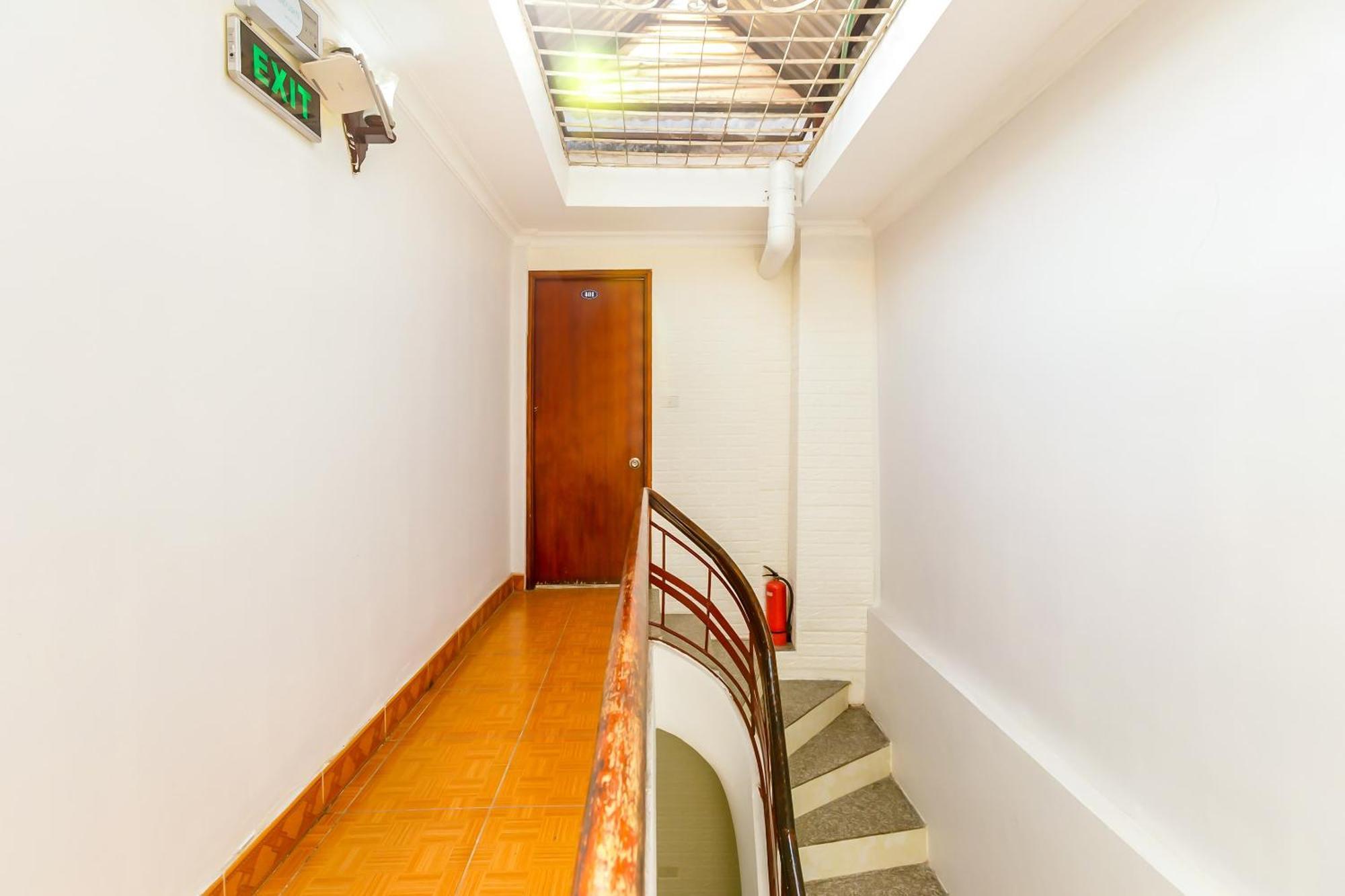 OYO 604 Queen Hotel spot-on Hanoi Buitenkant foto